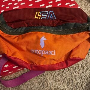 Cotopaxi Orange Multicolor Zip Waist Bag with Logo Outdoor Gear Hiking